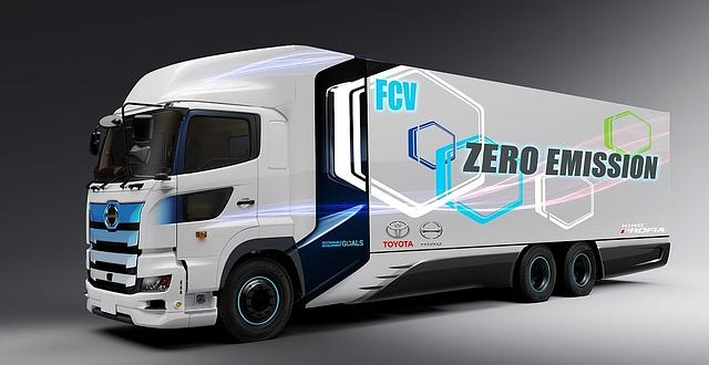 Toyota entwickelt gemeinsam mit Hino Motors einen Brennstoffzellen Lkw, der eine Reichweite von 600 Kilometern haben soll