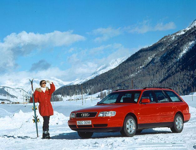 Nach dem im Frühjahr 1994 vorgestellten A8 hörte ab Sommer auch der Audi 100 auf den Buchstaben A