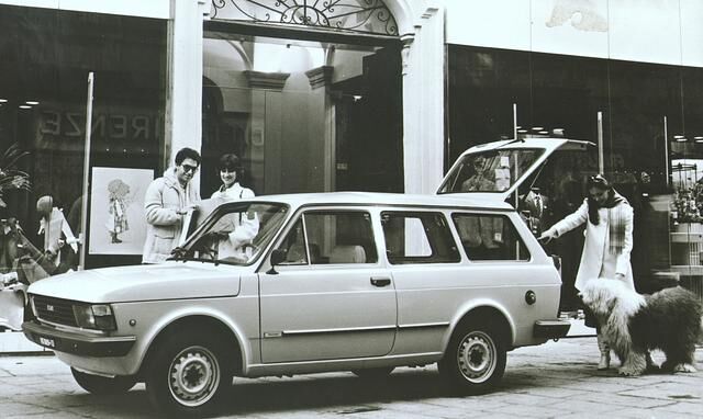 Im November 1980 wurde die Kombiversion 127 Panorama eingeführt, die vom brasilianischen Fiat 147 abgeleitet wurde und die Nachfolge des ausgelaufenen Modells 128 Panorama antreten sollte