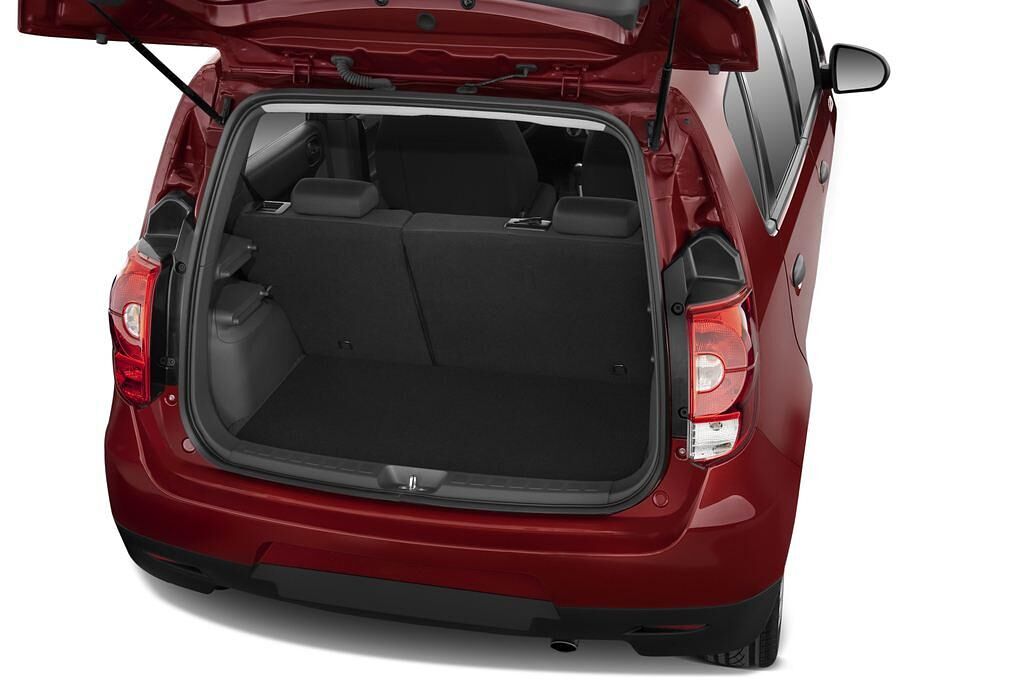 Mitsubishi Colt (Baujahr 2010) - 5 Türen Kofferraum