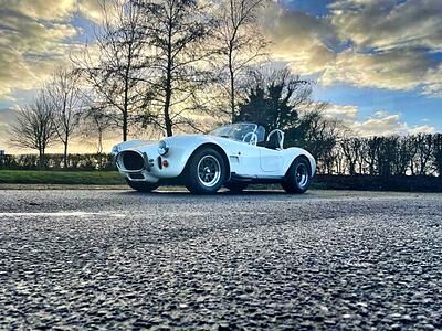 AC Cobra Superblower ICE - Reichlich Muskeln, fünf Farben