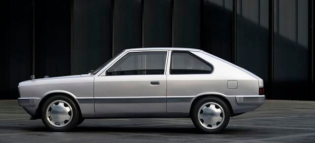 Der Ur-Pony basiert auf einen Entwurf von Giugiaro