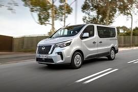 Nissan NV300 Kombi   - Neuer Diesel und helles Licht  