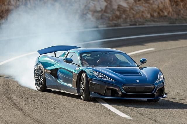 Panorama: Rimac Nevera  - Der perfekte Sturm 