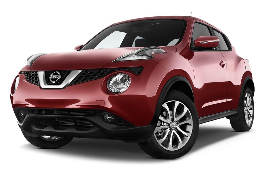Nissan Juke (Baujahr 2014) Tekna 5 Türen seitlich vorne mit Felge