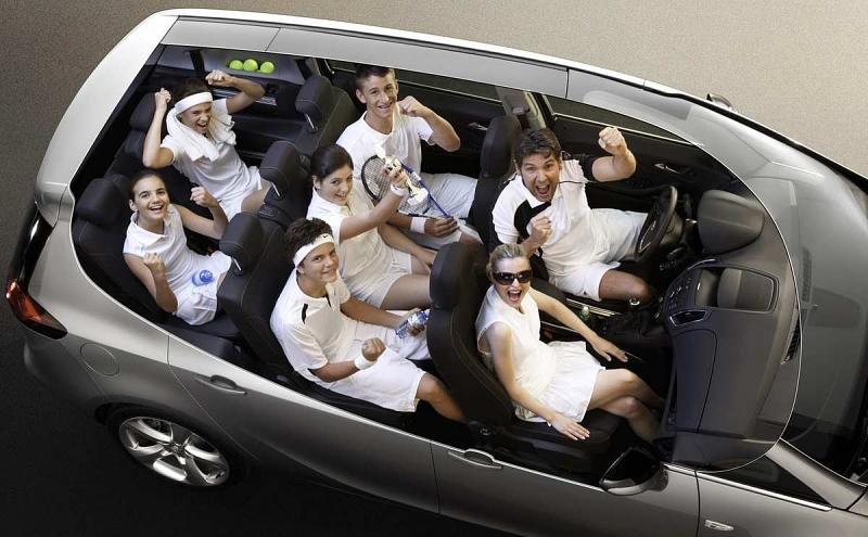 Bis zu sieben Insassen können mit dem Zafira Tourer fahren.