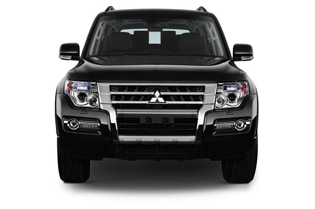 Mitsubishi Pajero (Baujahr 2016) Top 5 Türen Frontansicht
