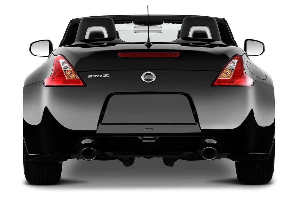 Nissan 370Z (Baujahr 2010) Pack 2 Türen Heckansicht