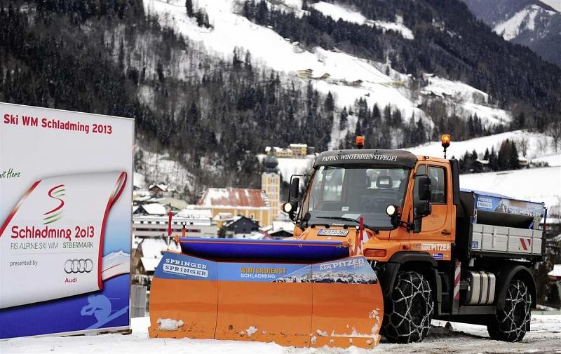 Unimogs sorgten bei der Ski WM in Schladming für freie Straßen.