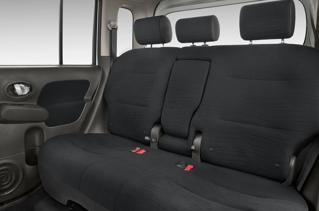 Nissan Cube (Baujahr 2009) Zen 5 Türen Rücksitze