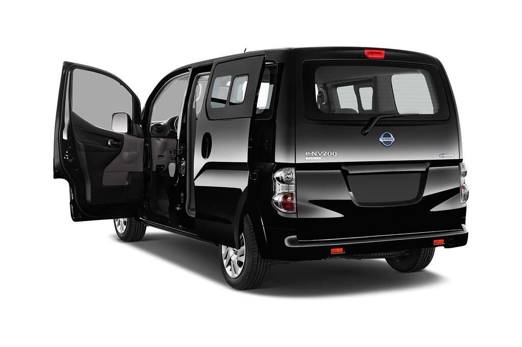 Nissan E-NV200 Evalia (Baujahr 2016) Tekna 5 Türen Tür geöffnet
