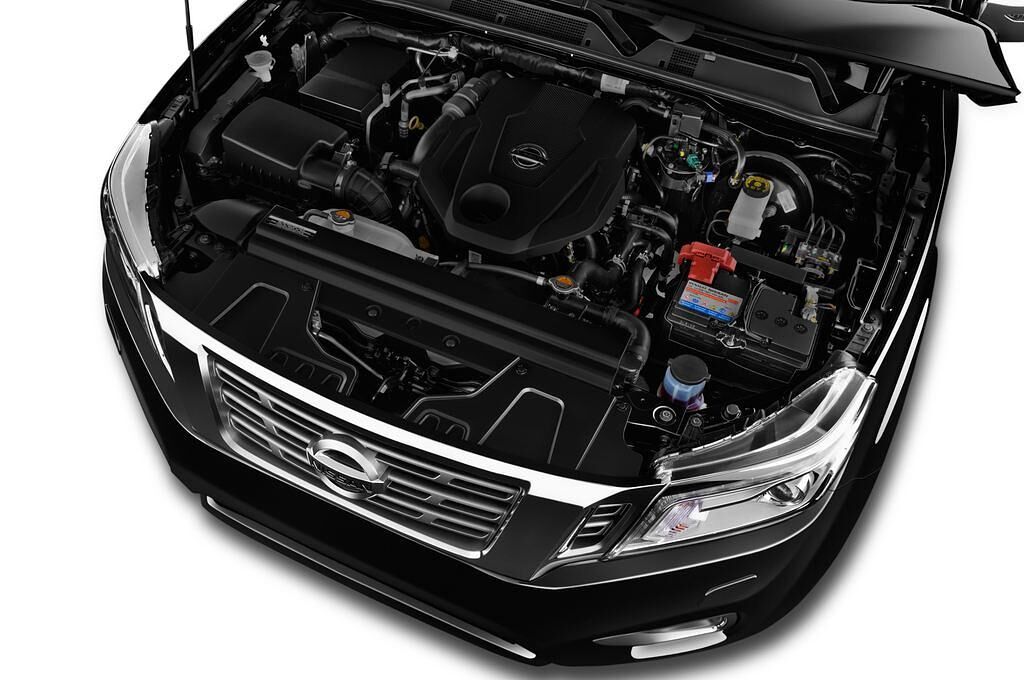Nissan NP300 (Baujahr 2016) Tekna 4 Türen Motor
