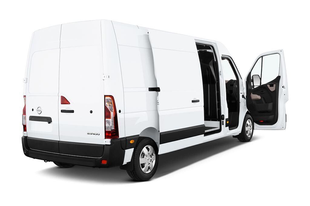 Nissan NV400 (Baujahr 2015) Comfort 4 Türen Tür geöffnet
