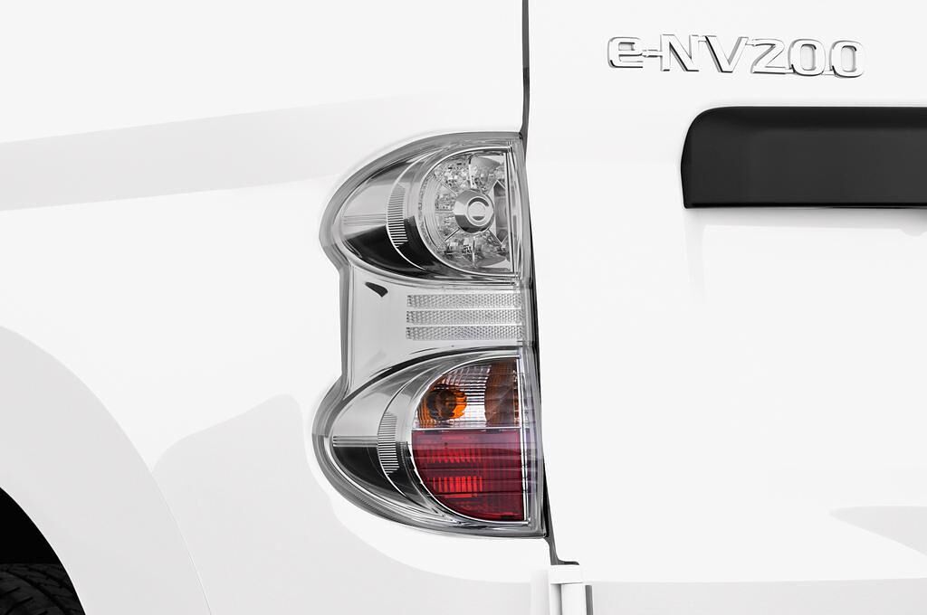 Nissan NV200 (Baujahr 2014) Premium 4 Türen Rücklicht
