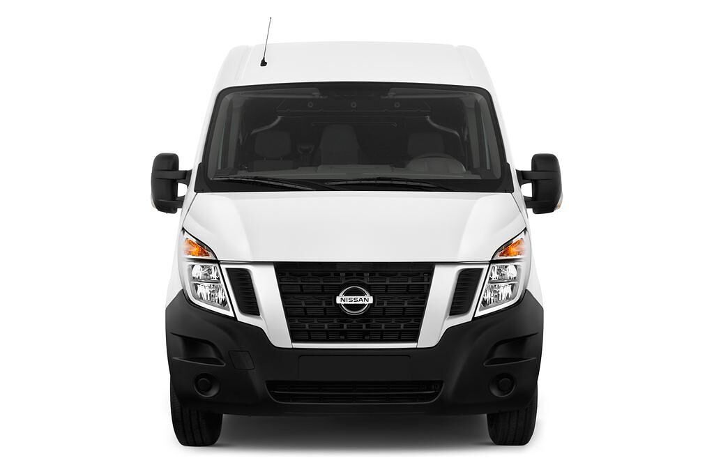 Nissan NV400 (Baujahr 2016) Pro 4 Türen Frontansicht