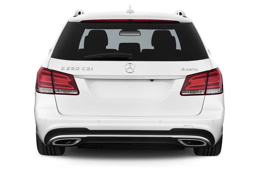 Mercedes E-Class (Baujahr 2015) Avantgarde 5 Türen Heckansicht