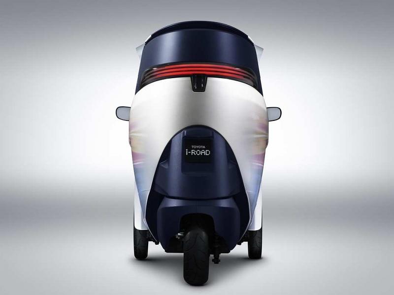 Der Toyota i-Road ist 85 Zentimeter breit,...