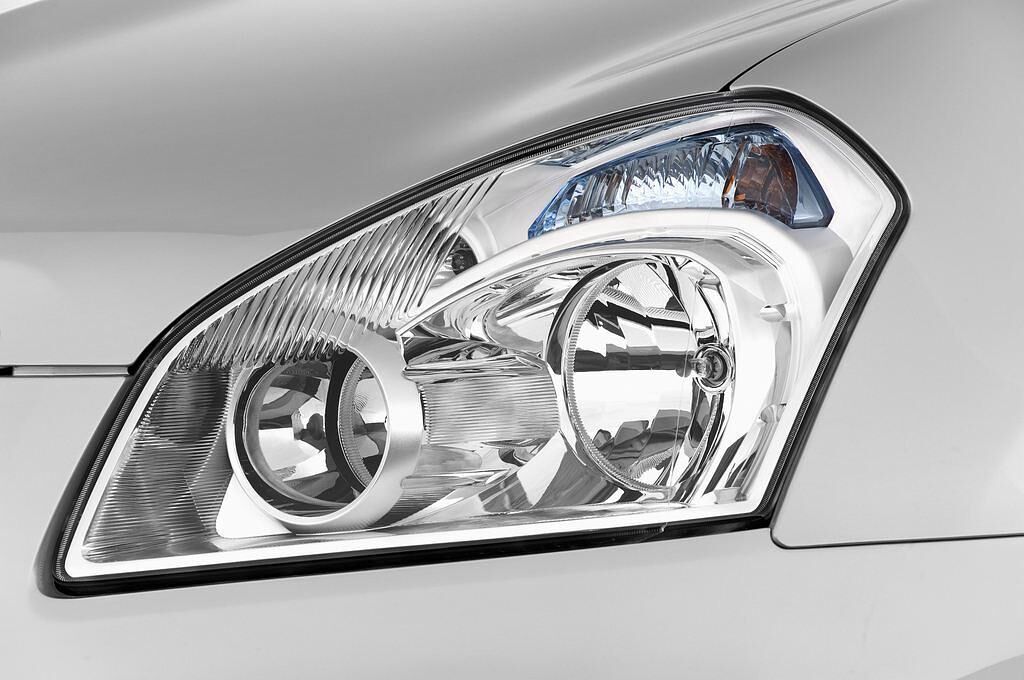 Nissan Qashqai (Baujahr 2009) TEKNA 5 Türen Scheinwerfer