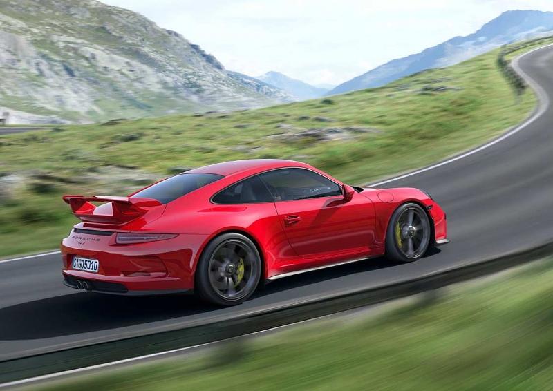 Die 200 km/h-Marke ist nach weniger als zwölf Sekunden erreicht.