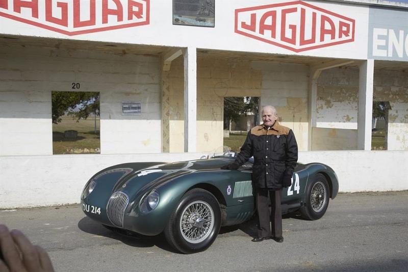 Jaguar Testfahrer Norman Dewis C-Type