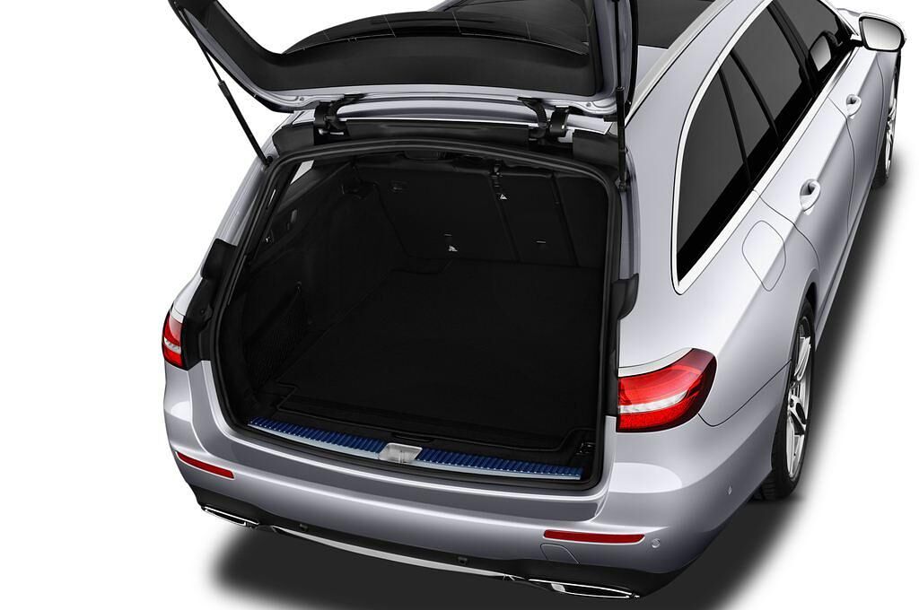 Mercedes E-Class (Baujahr 2017) AMG Line 5 Türen Kofferraum