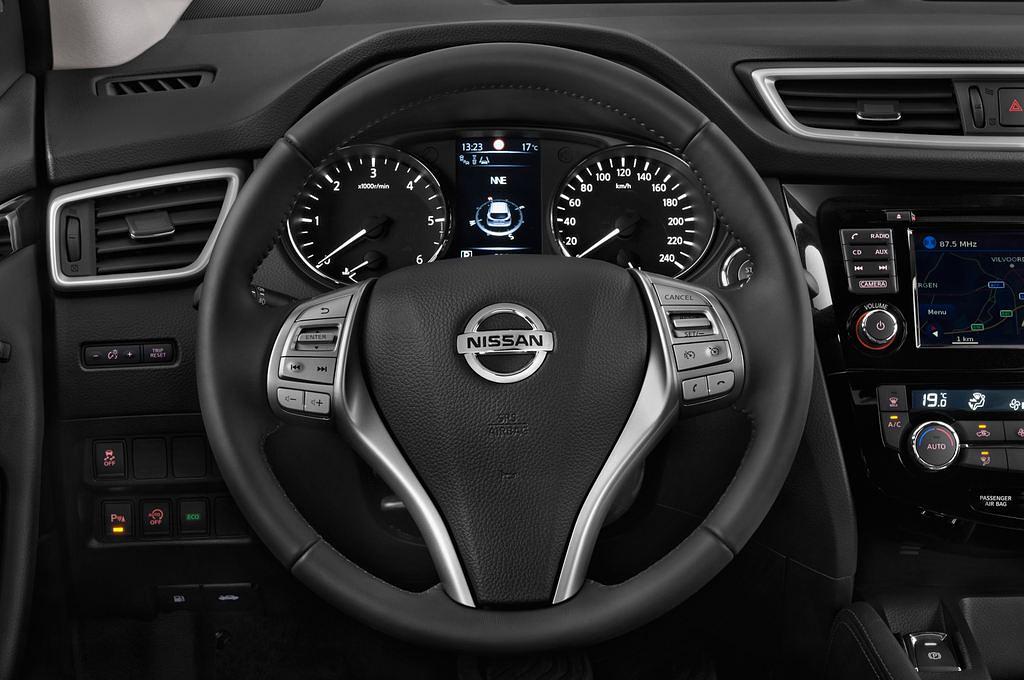 Nissan Qashqai (Baujahr 2014) TEKNA 5 Türen Lenkrad