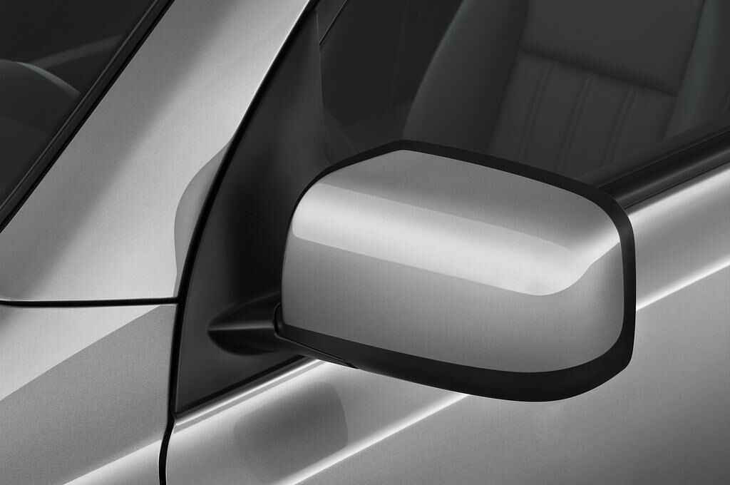Nissan X-Trail (Baujahr 2011) LE 5 Türen Außenspiegel
