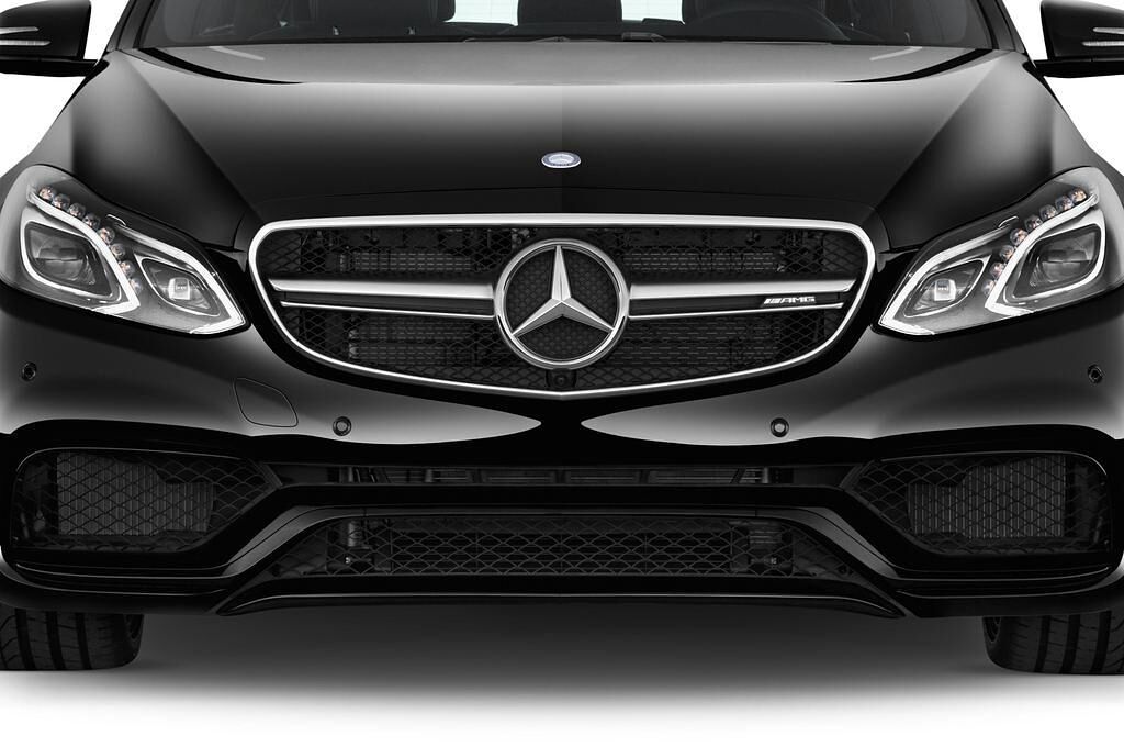 Mercedes E-Class (Baujahr 2015) AMG S 5 Türen Kühlergrill und Scheinwerfer