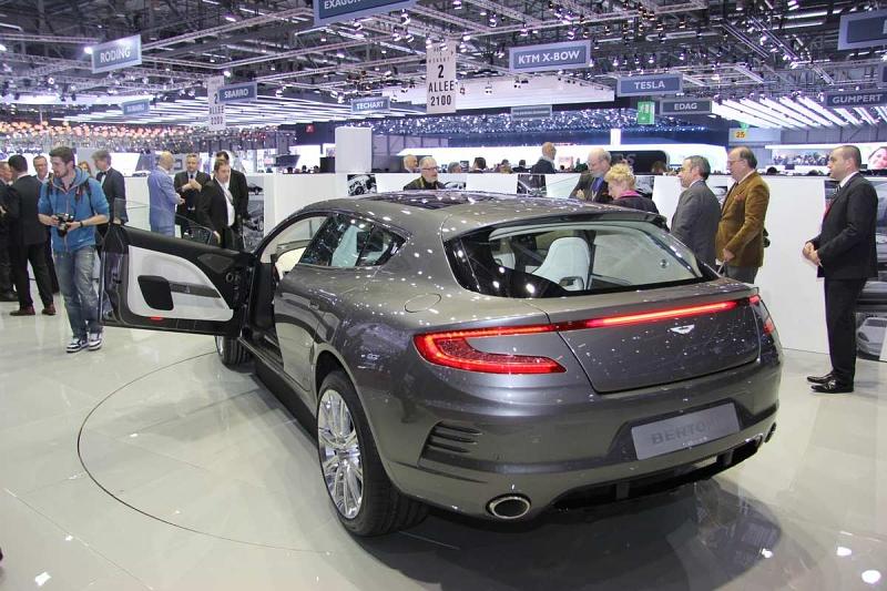 Aston Martin Jet 2+2