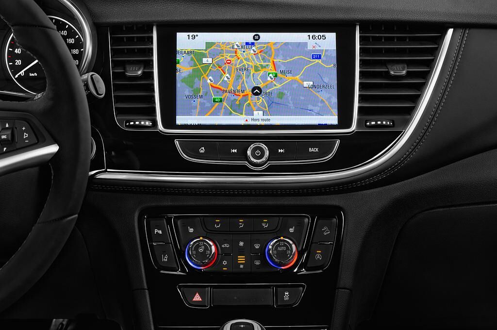 Opel Mokka X (Baujahr 2017) Innovation 5 Türen Mittelkonsole