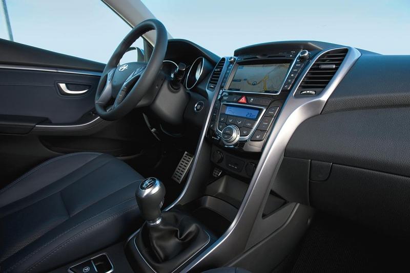 Hyundai i30 1.6 CRDi - übersichtliches Cockpit