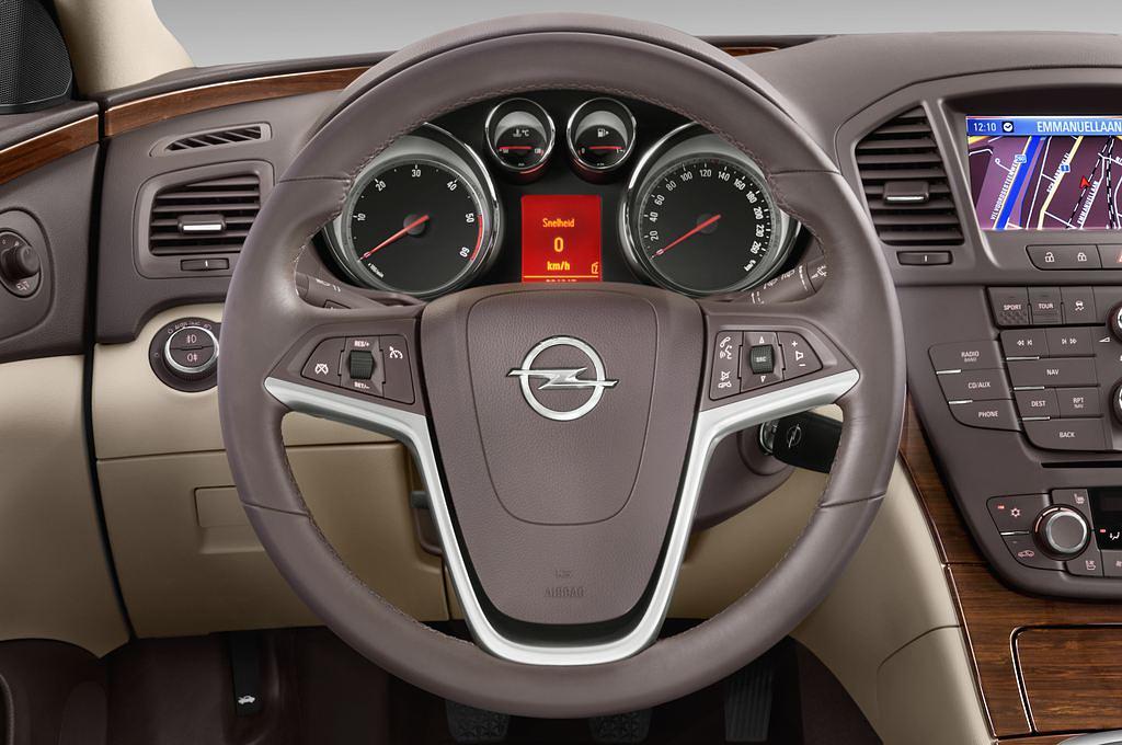 Opel Insignia (Baujahr 2012) Innovation 5 Türen Lenkrad