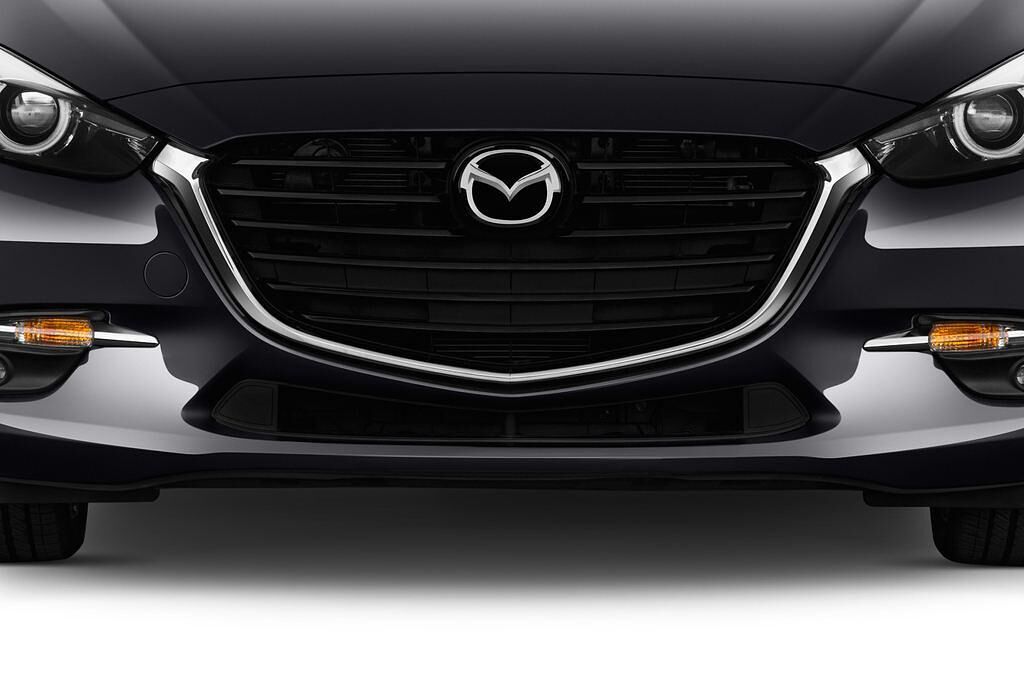 Mazda Mazda3 (Baujahr 2017) Sports-Line 5 Türen Kühlergrill und Scheinwerfer