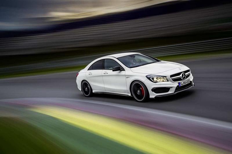 Der neue Mercedes CLA 45 AMG fährt auf bis zu 19 Zoll großen Rädern.