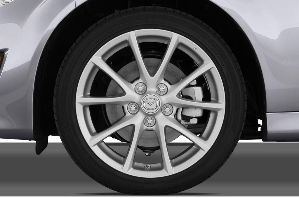 Mazda MX-5 (Baujahr 2010) - 2 Türen Reifen und Felge