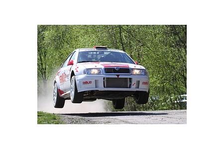 Kahle/Doerr starten erneut in Škoda World Rally Cars durch.