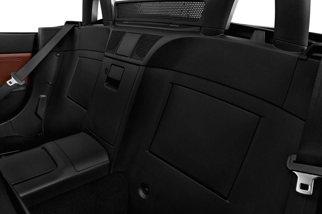Mazda MX-5 (Baujahr 2013) Sports-Line 2 Türen Rücksitze