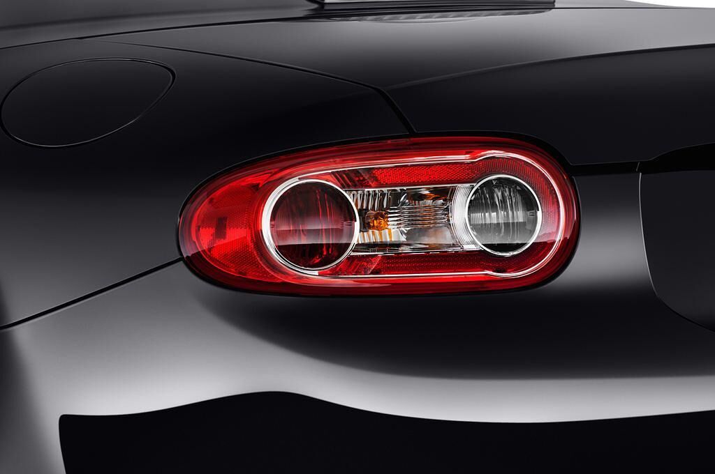 Mazda MX-5 (Baujahr 2013) Sports-Line 2 Türen Rücklicht