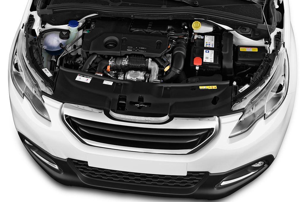 Peugeot 2008 (Baujahr 2013) Active 5 Türen Motor