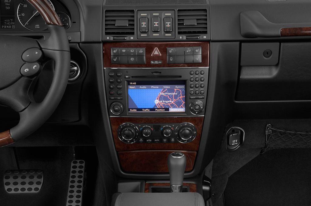 Mercedes G-Class (Baujahr 2011) - 5 Türen Mittelkonsole