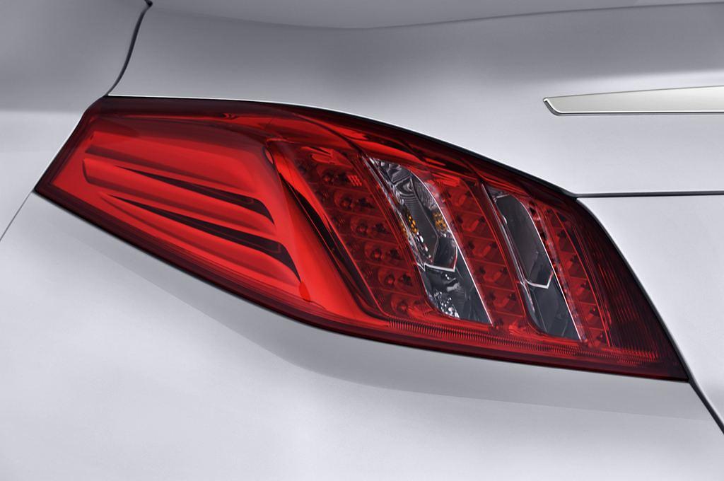 Peugeot 508 (Baujahr 2012) Allure 4 Türen Rücklicht