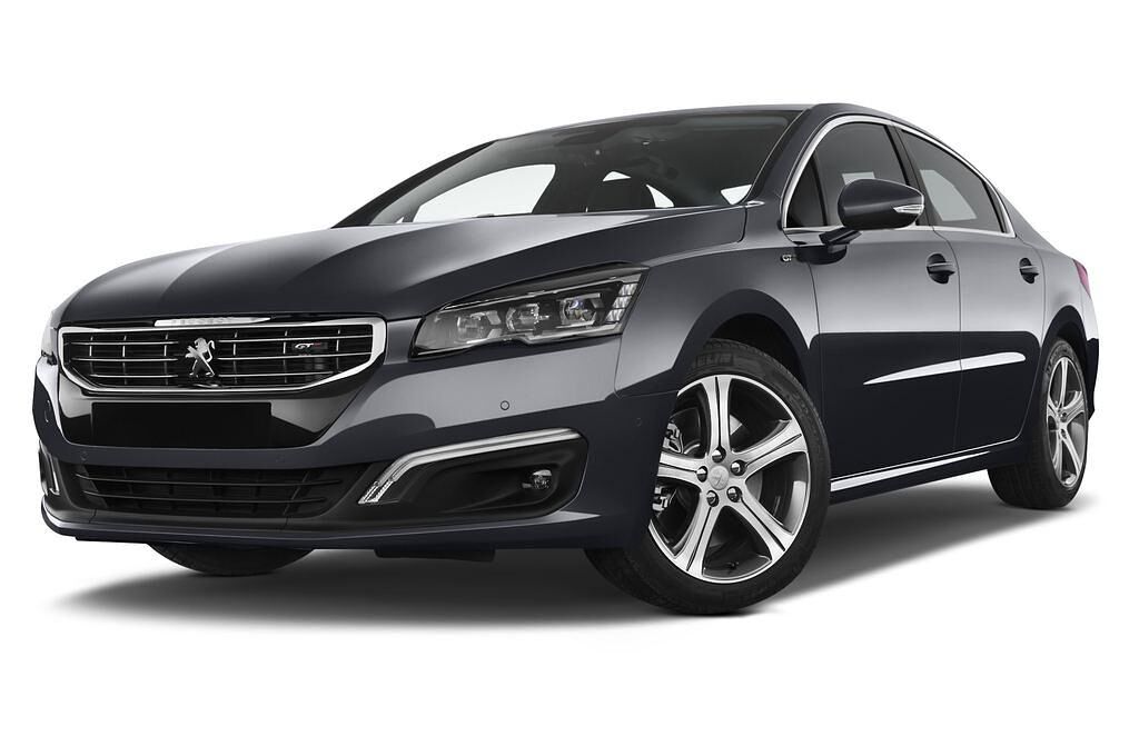 Peugeot 508 (Baujahr 2015) GT 4 Türen seitlich vorne mit Felge