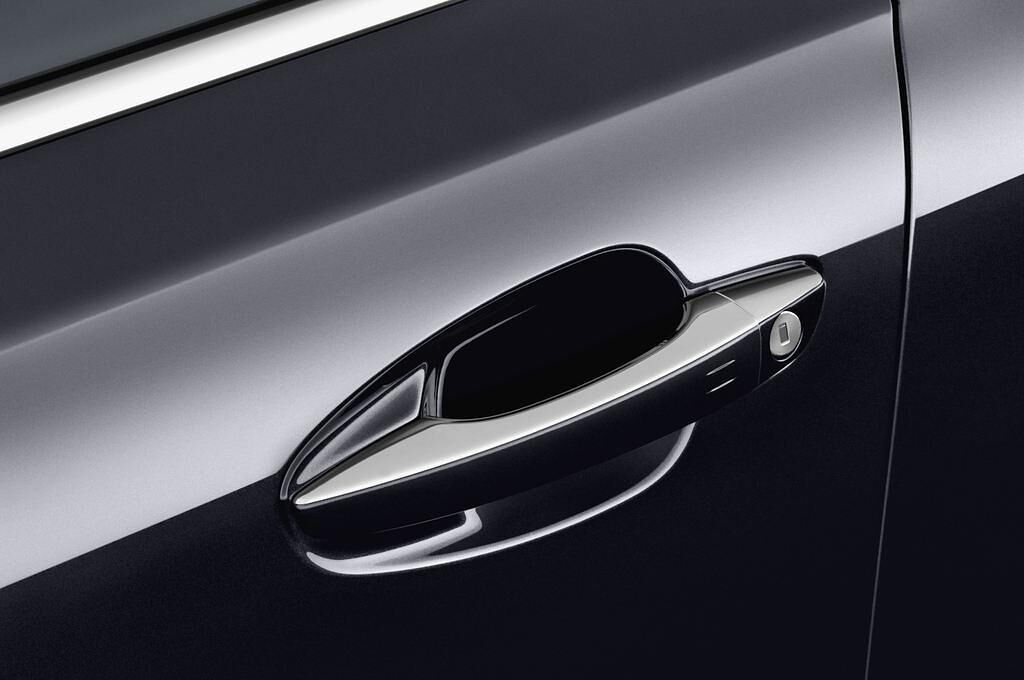 Peugeot 508 (Baujahr 2012) Allure 4 Türen Türgriff