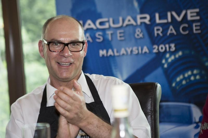 Jaguar Taste and Race: Dr. Detlef Schulz
