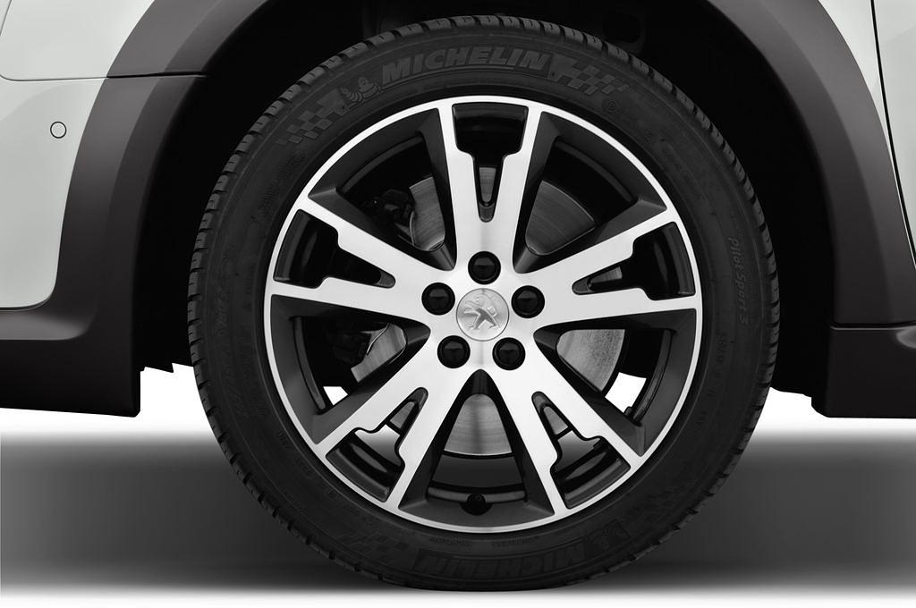 Peugeot 508 (Baujahr 2012) RXH 5 Türen Reifen und Felge