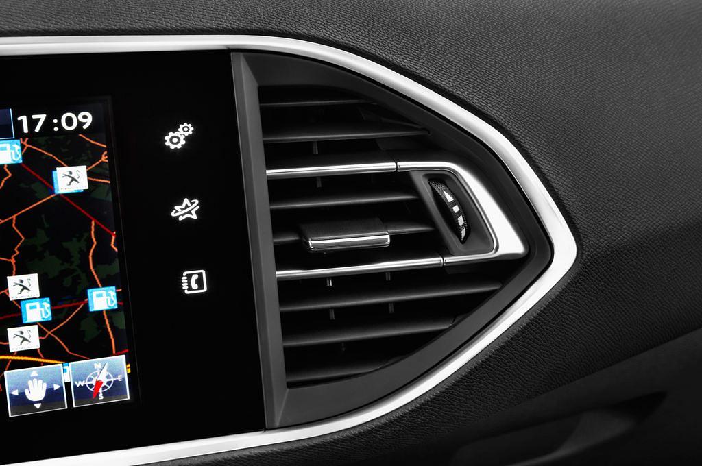 Peugeot 308 (Baujahr 2015) Allure 5 Türen Lüftung
