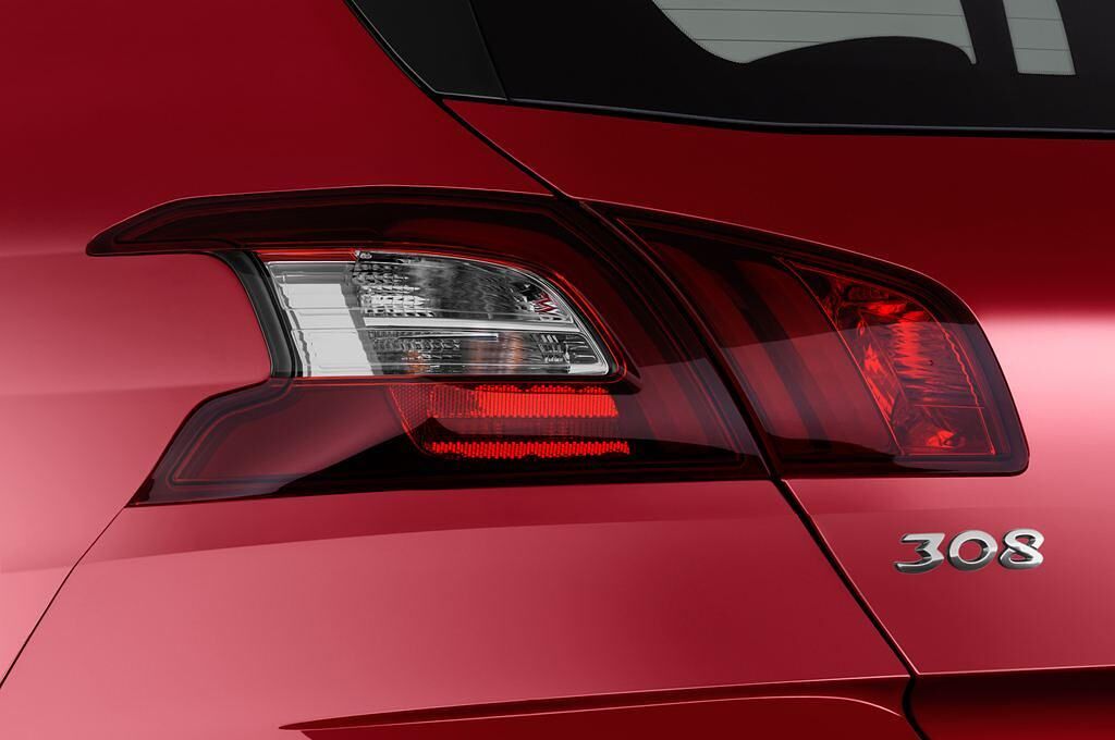 Peugeot 308 (Baujahr 2015) GT 5 Türen Rücklicht