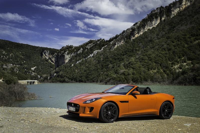 Jaguar F-Type Roadster