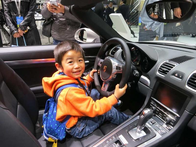 Zukünftiger Porschefahrer