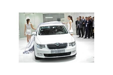 Auto Shanghai 2013: Skoda stellt grundlegend überarbeiteten Superb vor